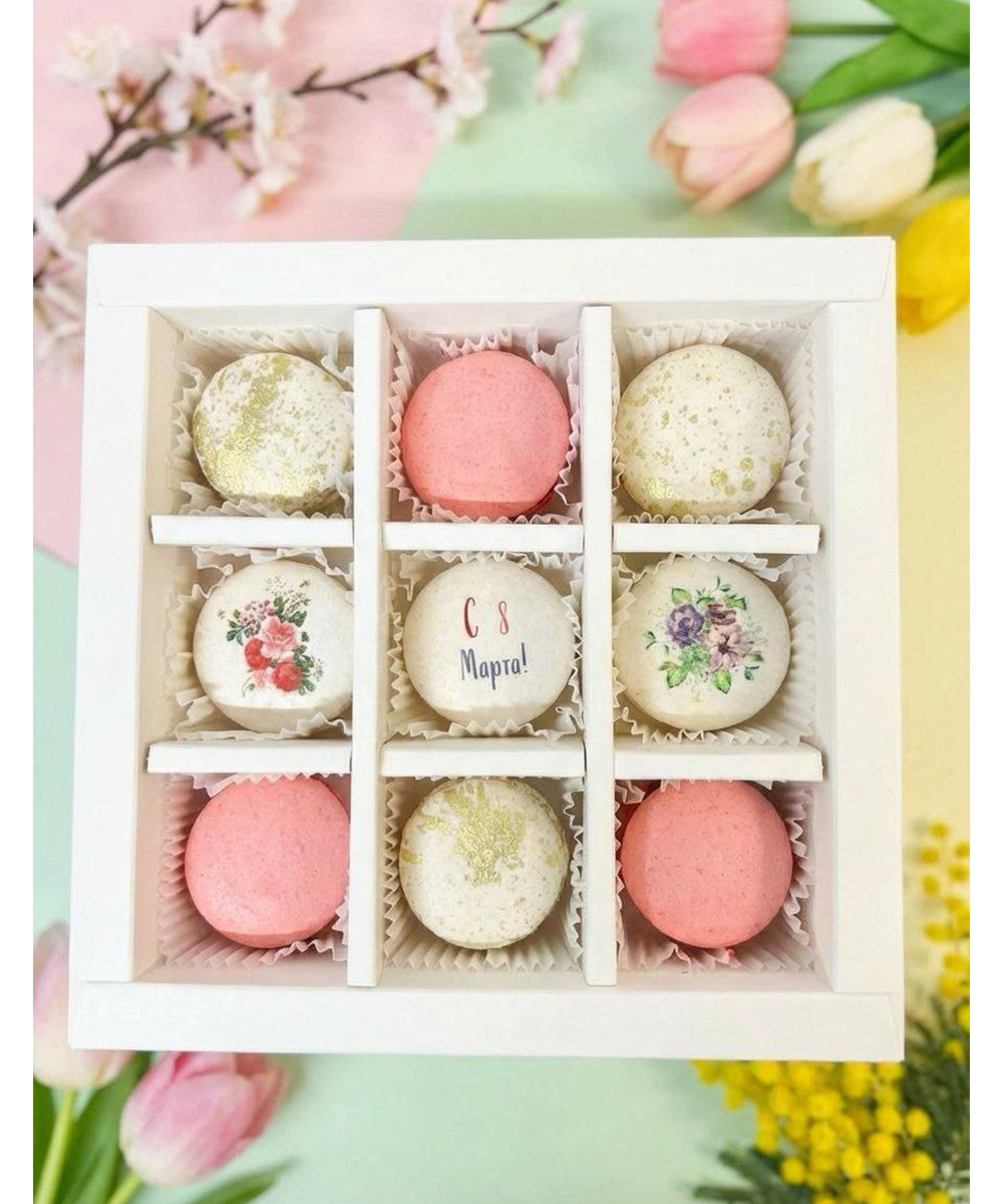 подарок на 8 марта с доставкой по Москве